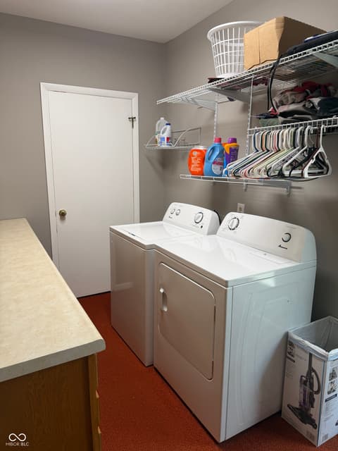 Laundry room at 6491 N Forrest Street, Quincy, IN