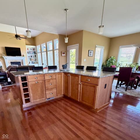 Photo of 736 Willow Pointe Drive N, Plainfield, IN