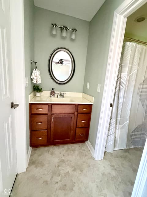 Photo of 736 Willow Pointe Drive N, Plainfield, IN