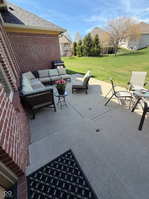 Photo of 736 Willow Pointe Drive N, Plainfield, IN