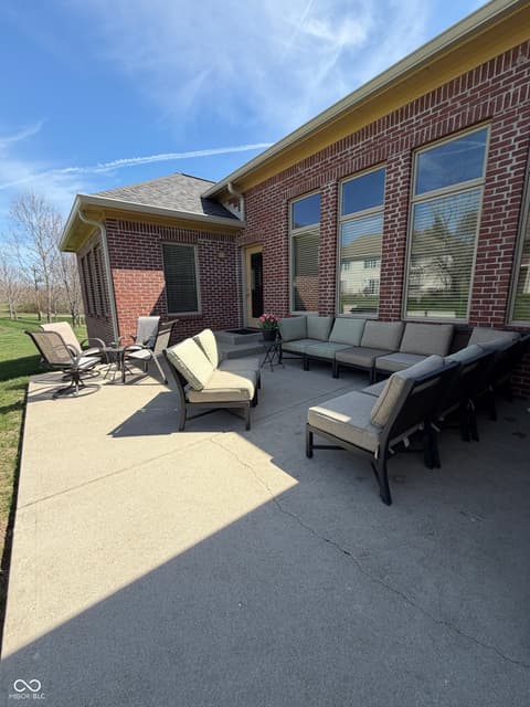 Photo of 736 Willow Pointe Drive N, Plainfield, IN