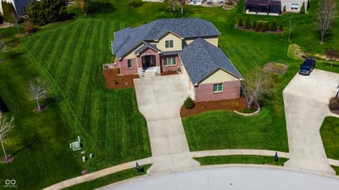 Photo of 736 Willow Pointe Drive N, Plainfield, IN