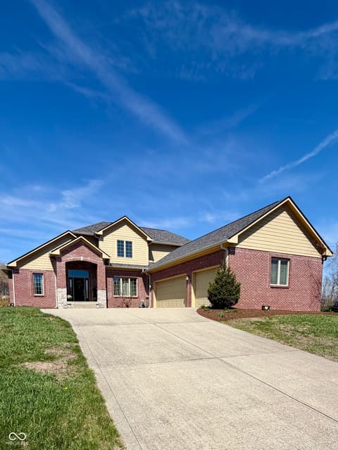 Photo of 736 Willow Pointe Drive N, Plainfield, IN