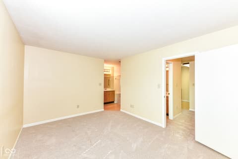Photo of 7238 Harbour Isle, Indianapolis, IN