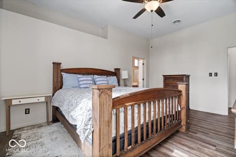 Bedroom at 8123 W Ashford Lane, Muncie, IN