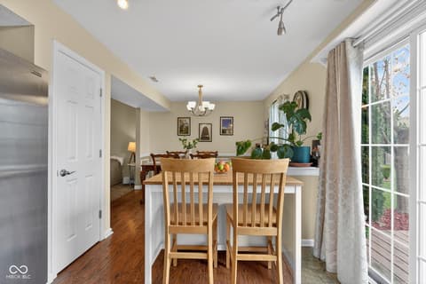 Dining room at 11454 Seabiscuit Drive, Noblesville, IN