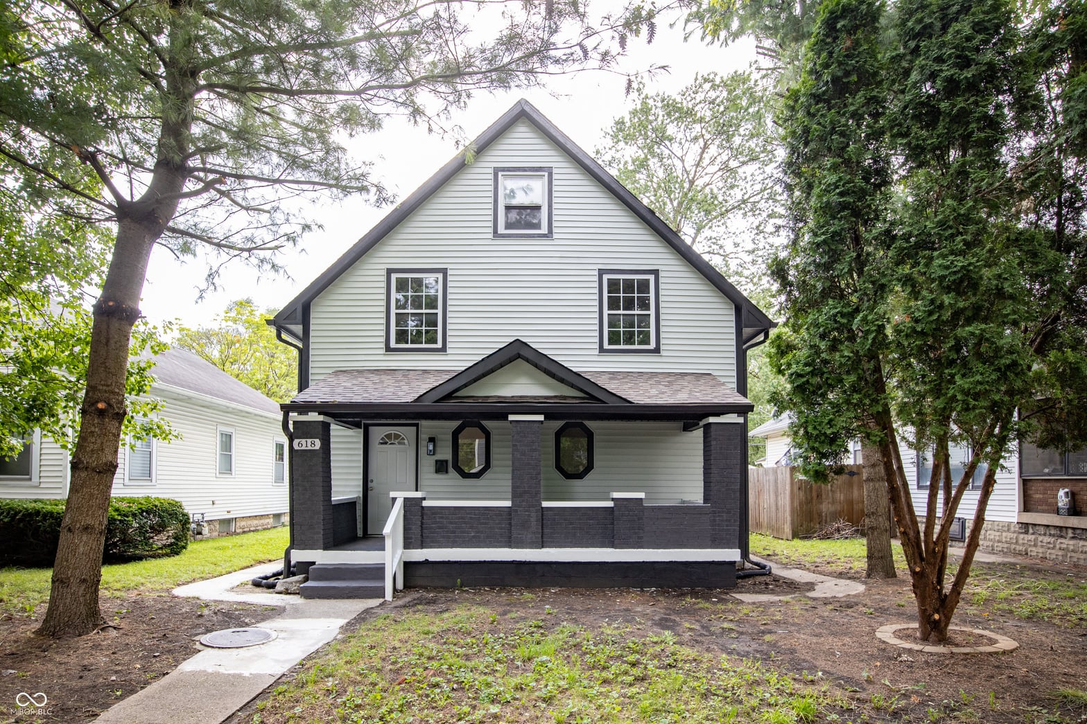 Photo of 618 N Gladstone Avenue, Indianapolis, IN