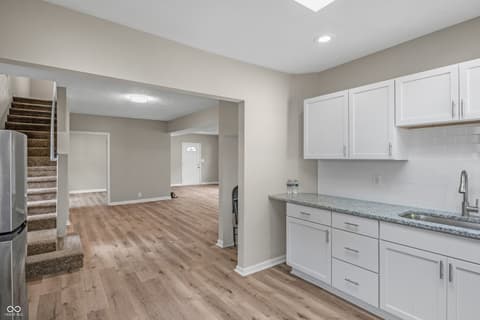 Photo of 618 N Gladstone Avenue, Indianapolis, IN