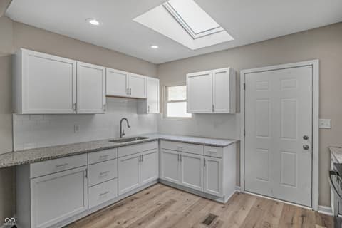 Photo of 618 N Gladstone Avenue, Indianapolis, IN