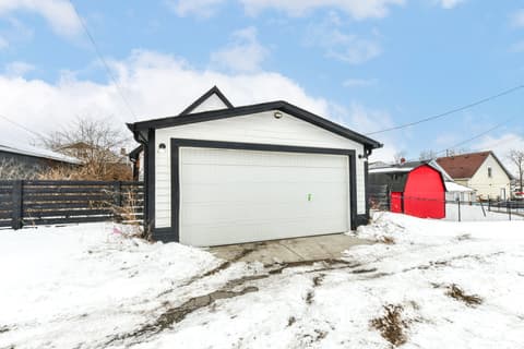 Garage at 154 W Arizona Street, Indianapolis, IN