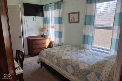 Photo of 107 N Jackson Avenue, Fowler, IN