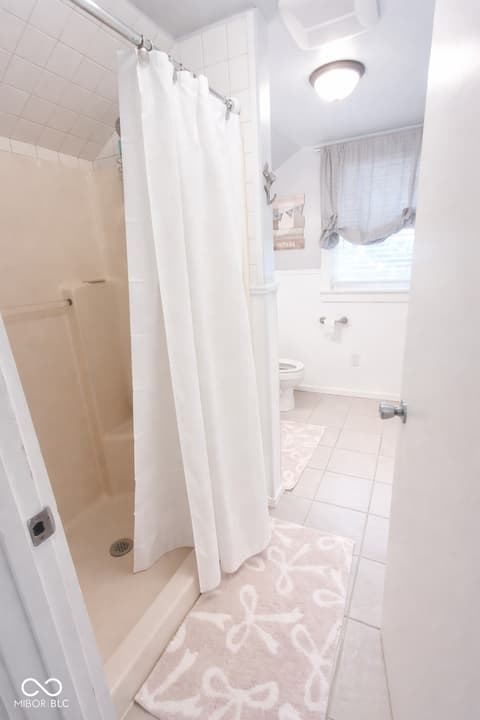 Photo of 107 N Jackson Avenue, Fowler, IN