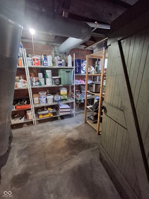 Photo of 107 N Jackson Avenue, Fowler, IN