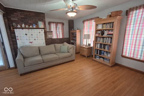 Photo of 107 N Jackson Avenue, Fowler, IN