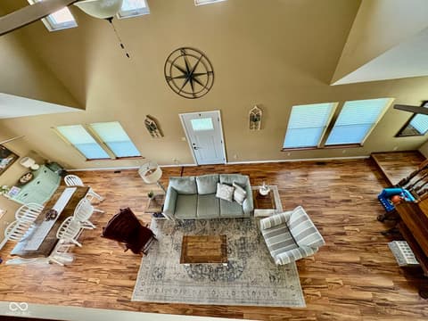 Living room at 609 N Maple Street, Veedersburg, IN