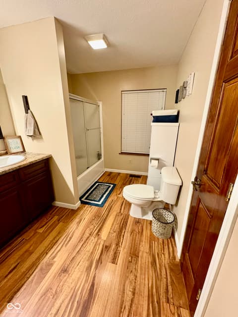 Bathroom at 609 N Maple Street, Veedersburg, IN