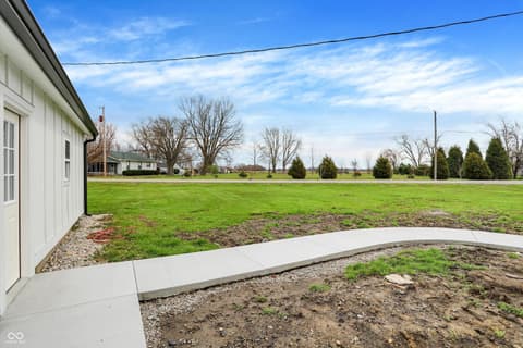 Yard at 2836 N Michigan Road, Shelbyville, IN