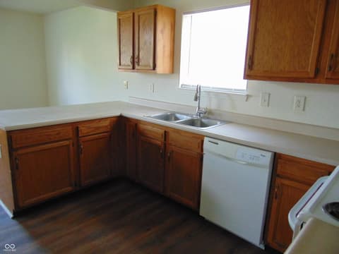 Photo of 8125 Maple Stream Lane, Indianapolis, IN