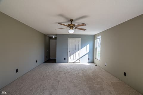 Photo of 219 Frost Way, Cloverdale, IN