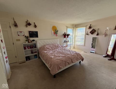 Bedroom at 408 S Harvey Road, Muncie, IN