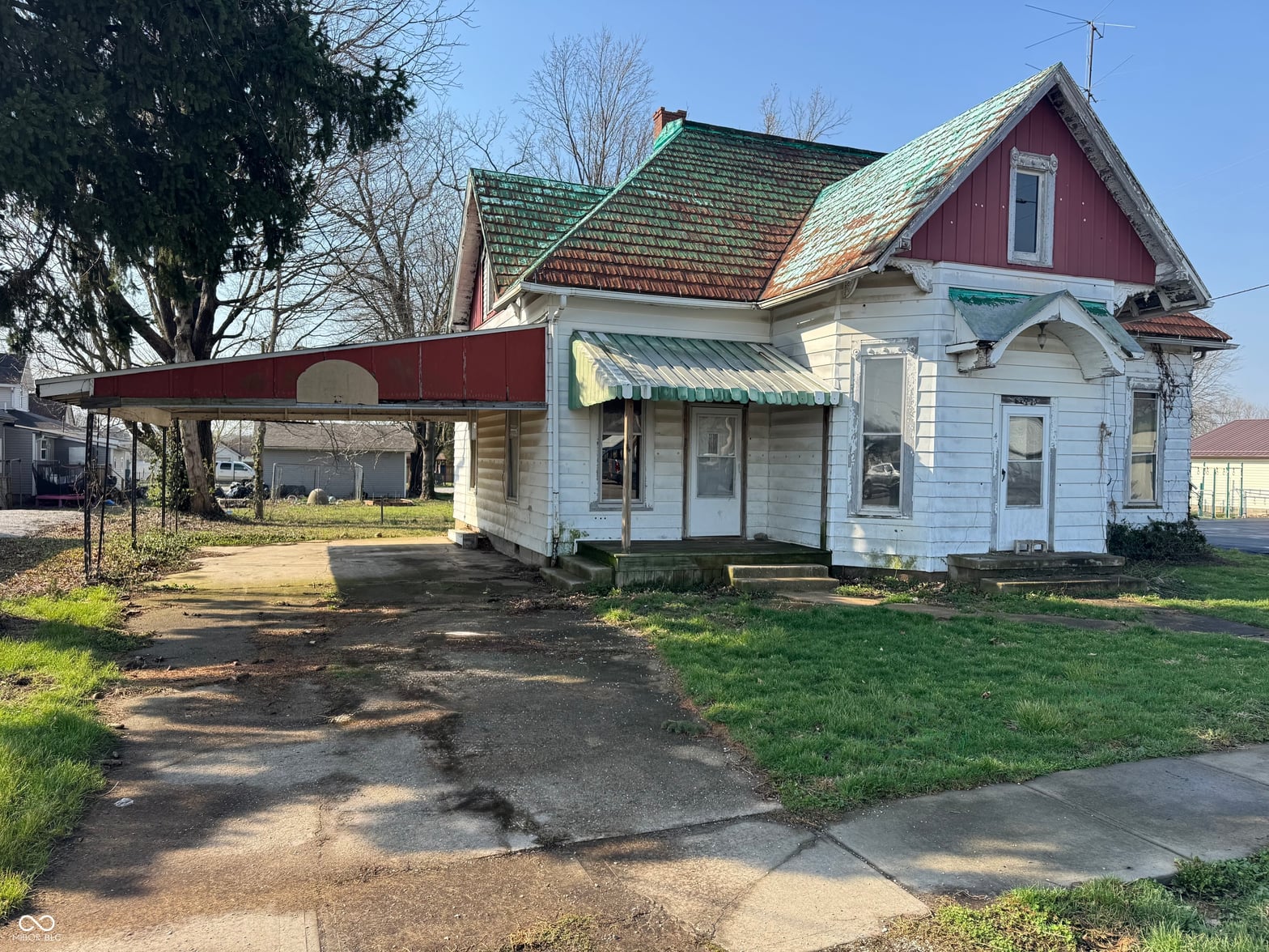 Photo of 4 W Water Street, Cloverdale, IN