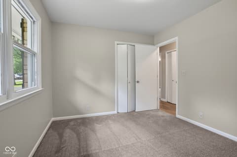 Bedroom at 3282 E 150 S, Franklin, IN