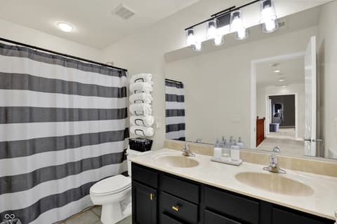 Photo of 3776 Dolan Way, Carmel, IN