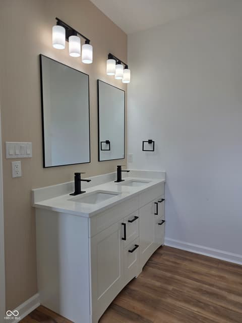 Photo of 910 Marion Avenue, Indianapolis, IN