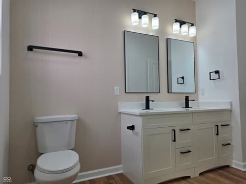 Photo of 910 Marion Avenue, Indianapolis, IN