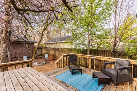 Outdoor living area at 325 E 37th Street, Indianapolis, IN