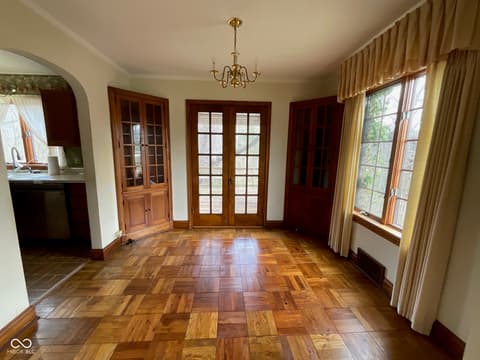 Photo of 609 S Market Street, Rockville, IN