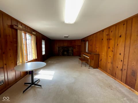 Photo of 609 S Market Street, Rockville, IN