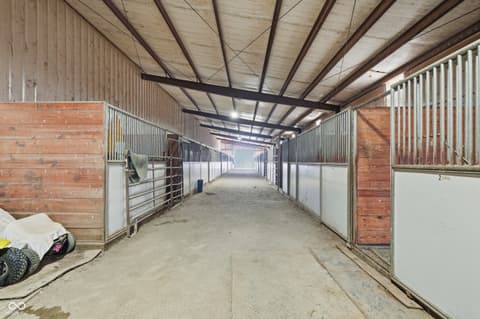 Photo of 850 W County Road 1000 N, Roachdale, IN