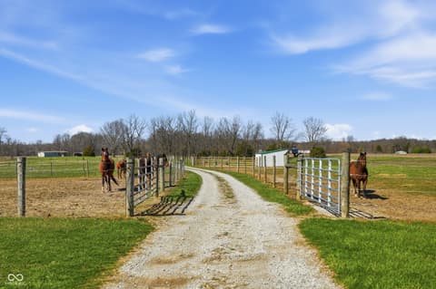 Photo of 850 W County Road 1000 N, Roachdale, IN