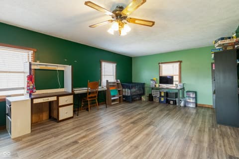 Den — 2409 E County Rd 700 S, Cloverdale, IN