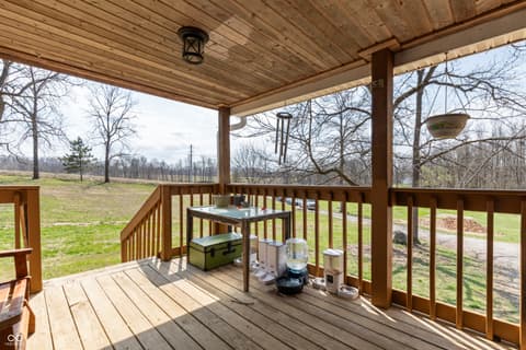 Outdoor living area at 2409 E County Rd 700 S, Cloverdale, IN