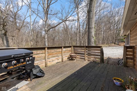 Outdoor living area at 2409 E County Rd 700 S, Cloverdale, IN