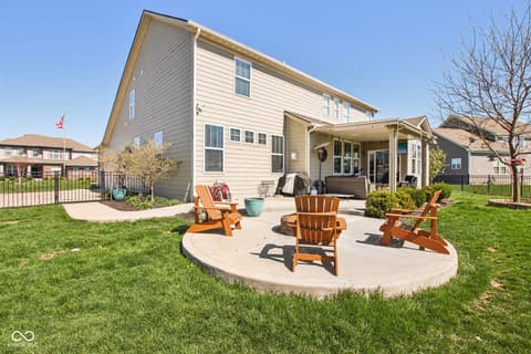 Photo of 2498 Stonehaven Way, Avon, IN