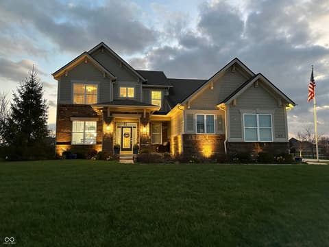Photo of 2498 Stonehaven Way, Avon, IN