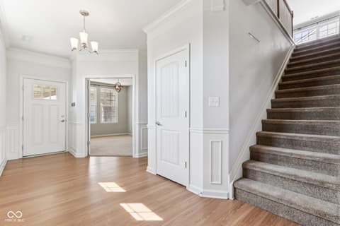 Photo of 4867 Saddle Back Way, Whitestown, IN