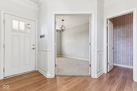 Photo of 4867 Saddle Back Way, Whitestown, IN