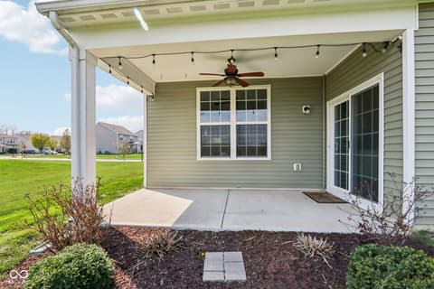 Photo of 4867 Saddle Back Way, Whitestown, IN