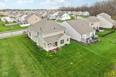 Photo of 4867 Saddle Back Way, Whitestown, IN