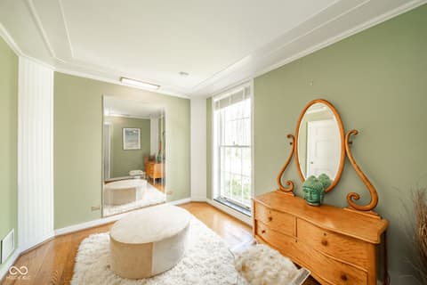 Sitting Room — 1 Whitehall Place, Anderson, IN