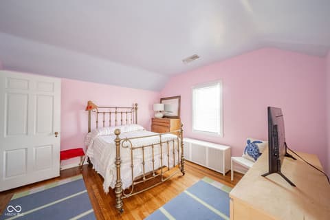 Bedroom at 1 Whitehall Place, Anderson, IN