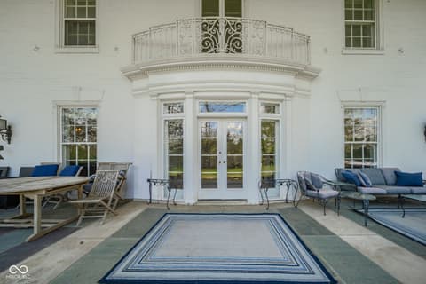 Outdoor living area at 1 Whitehall Place, Anderson, IN
