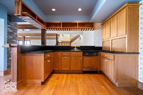 Bar — 10750 Weatherly Court, Indianapolis, IN
