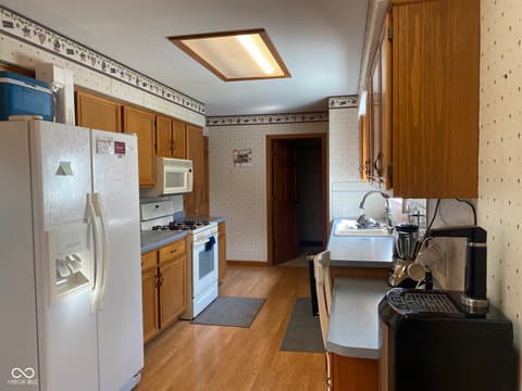 Photo of 1019 Mt Vernon Drive, Greenwood, IN