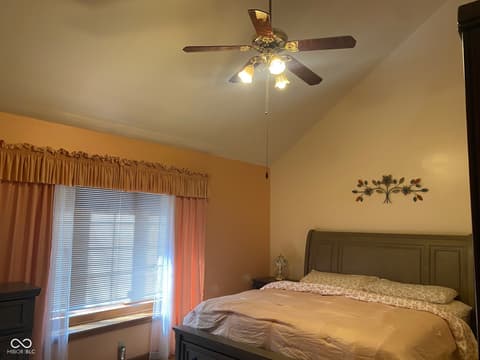 Photo of 1019 Mt Vernon Drive, Greenwood, IN