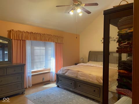 Photo of 1019 Mt Vernon Drive, Greenwood, IN